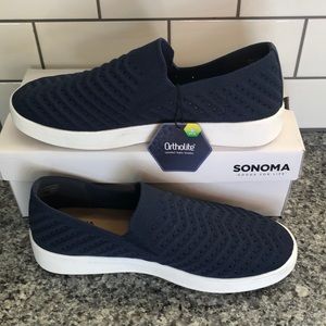 NWT NAVY BLUE Slip on shoes